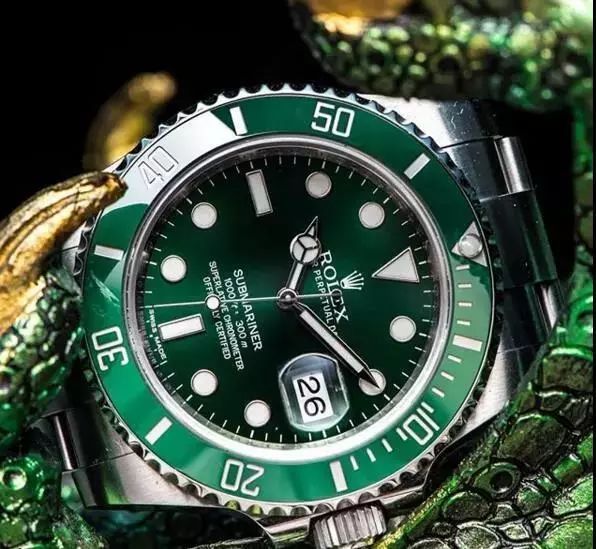 Green fake watches are all the time charming.
