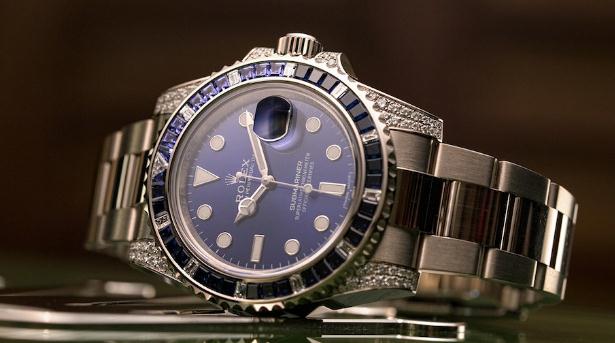 This Submariner fake watch online is different from previous type.