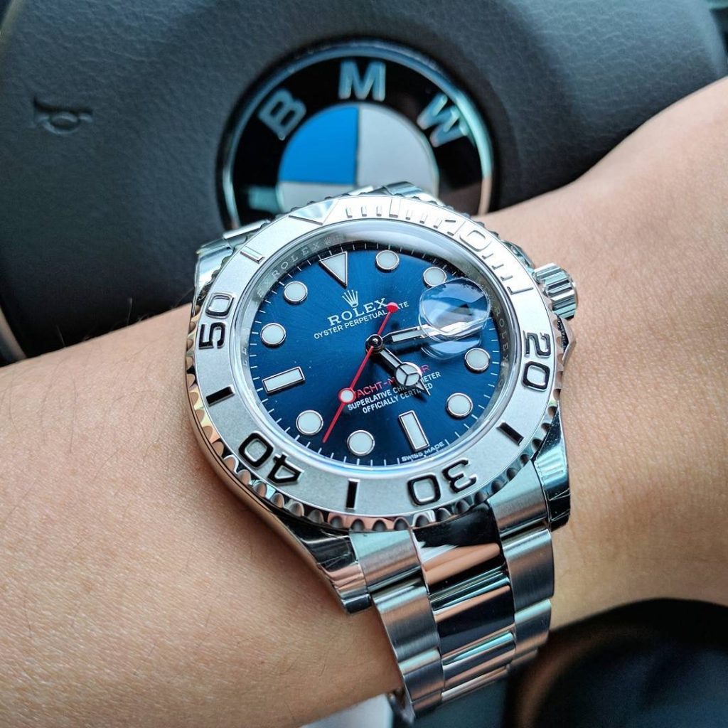 Blue dials Rolex replica watches are popular for exquisite design.