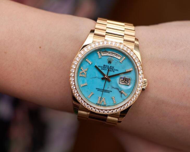 Forever reproduction watches for sale are showy with turquoise material.